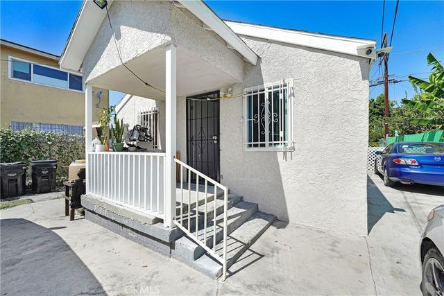 715 E 87th Place, Los Angeles, CA 90002