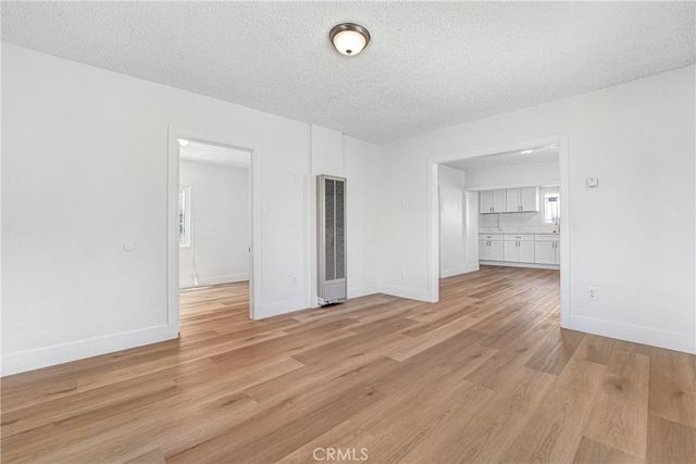 715 E 87th Place, Los Angeles, CA 90002