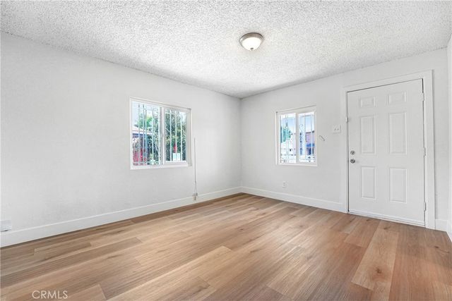 715 E 87th Place, Los Angeles, CA 90002