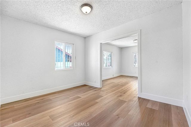 715 E 87th Place, Los Angeles, CA 90002