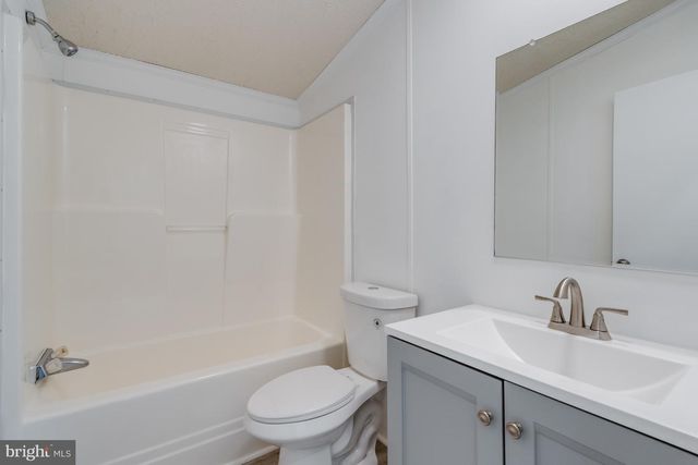 7 COLONIAL LN, Rehoboth Beach, DE 19971