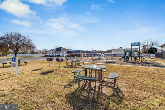 7 COLONIAL LN, Rehoboth Beach, DE 19971