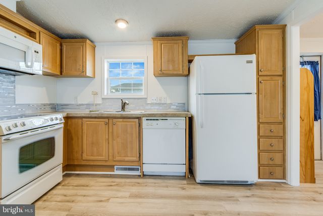 7 COLONIAL LN, Rehoboth Beach, DE 19971