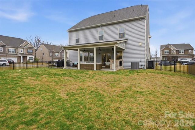 13049 Whitemarsh Hall Drive, Charlotte, NC 28273