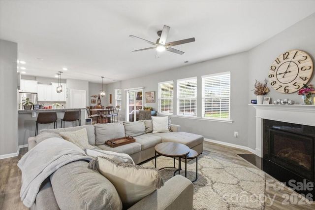 13049 Whitemarsh Hall Drive, Charlotte, NC 28273