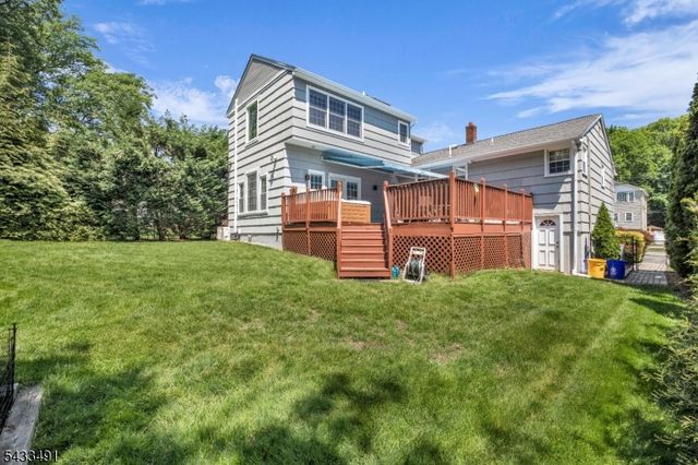35 Old Orchard Ct, Cedar Grove Twp., NJ 07009