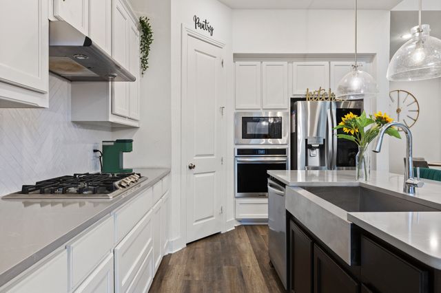 1124 Queensdown Way, Forney, TX 75126