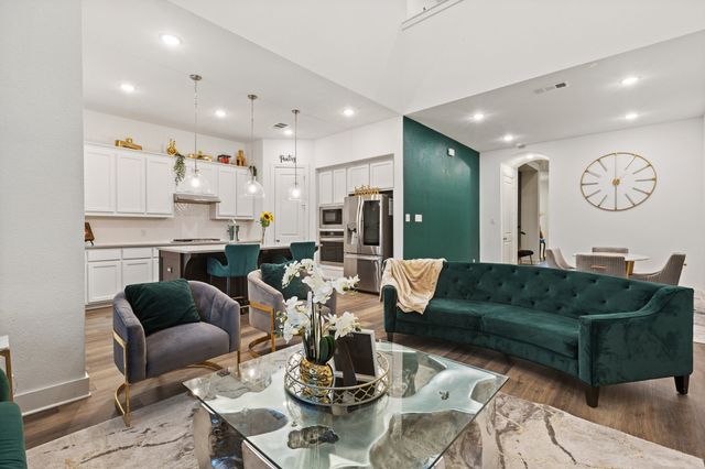 1124 Queensdown Way, Forney, TX 75126