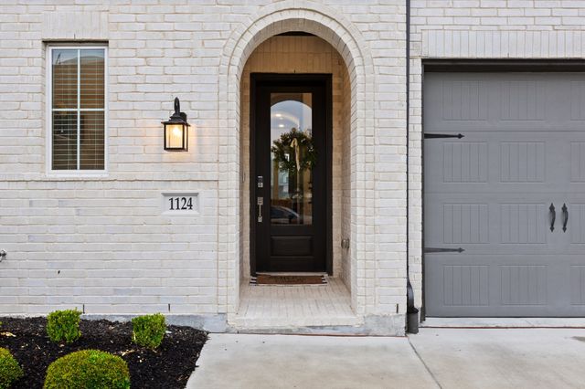 1124 Queensdown Way, Forney, TX 75126