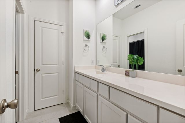 1124 Queensdown Way, Forney, TX 75126