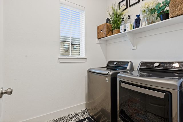 1124 Queensdown Way, Forney, TX 75126