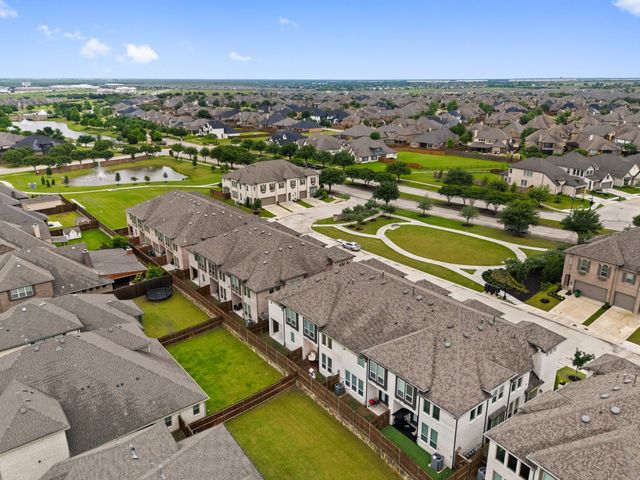 1124 Queensdown Way, Forney, TX 75126