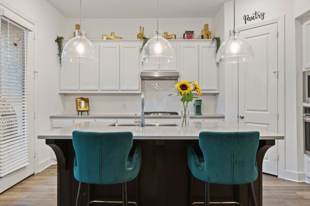 1124 Queensdown Way, Forney, TX 75126