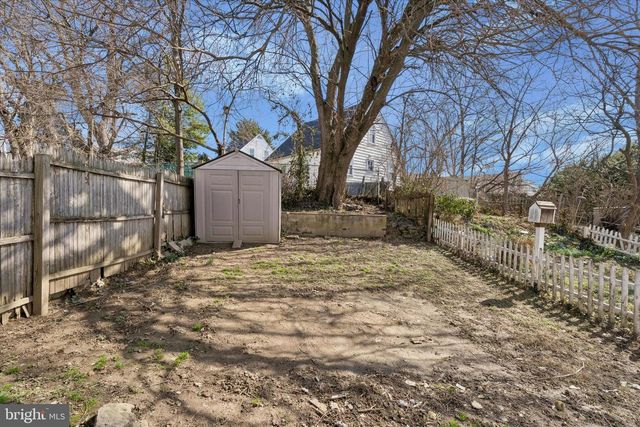 339 BLANCHARD RD, Drexel Hill, PA 19026