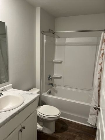 200 Elizabeth Drive, Brunswick, GA 31525