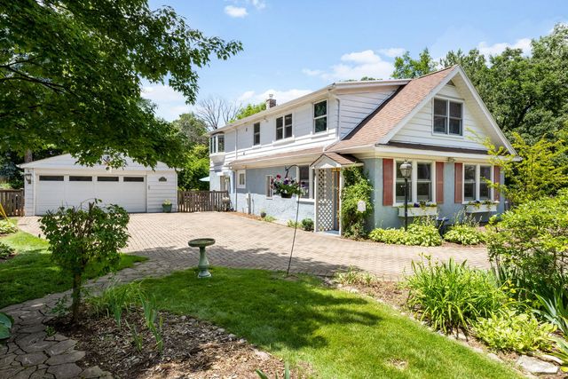 740 N Brainard Avenue, La Grange Park, IL 60526