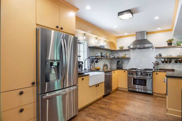 740 N Brainard Avenue, La Grange Park, IL 60526