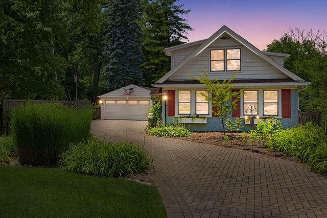 740 N Brainard Avenue, La Grange Park, IL 60526