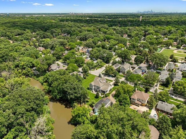 740 N Brainard Avenue, La Grange Park, IL 60526