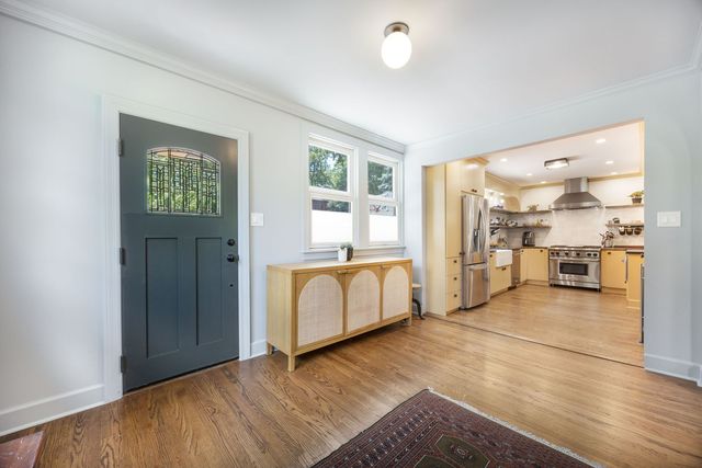 740 N Brainard Avenue, La Grange Park, IL 60526