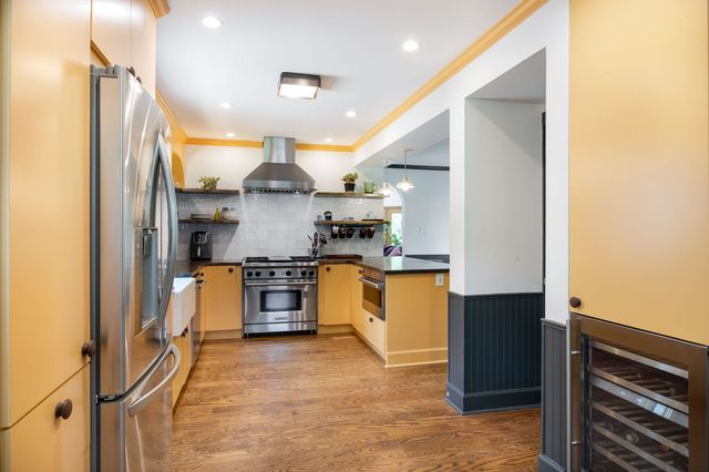 740 N Brainard Avenue, La Grange Park, IL 60526