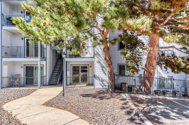 13095 W Cedar Drive 106, Lakewood, CO 80228