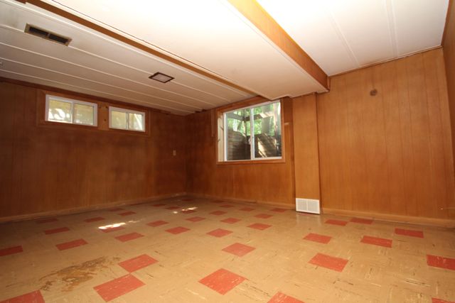 2334 Frederick Avenue, Kalamazoo, MI 49008