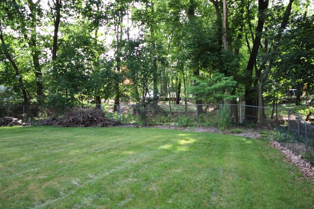 2334 Frederick Avenue, Kalamazoo, MI 49008
