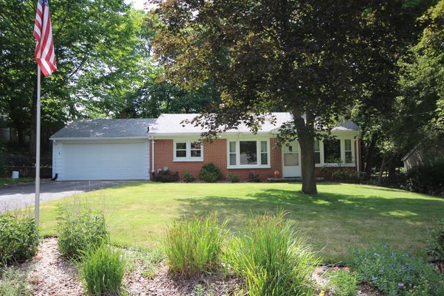 2334 Frederick Avenue, Kalamazoo, MI 49008