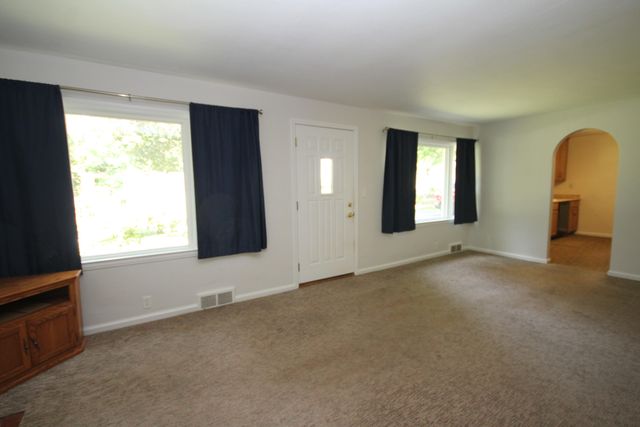 2334 Frederick Avenue, Kalamazoo, MI 49008