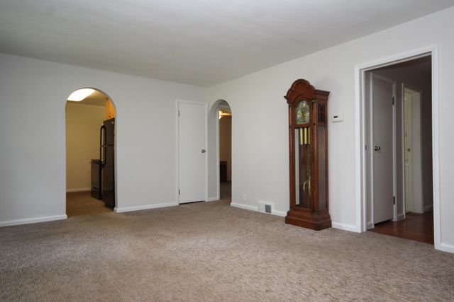 2334 Frederick Avenue, Kalamazoo, MI 49008