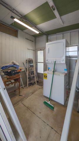 229 DIXIE, Tarpon Springs, FL 34689