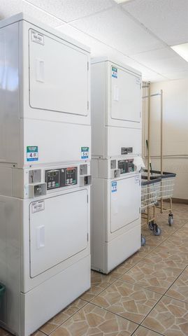 229 DIXIE, Tarpon Springs, FL 34689