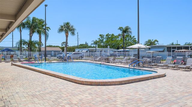 229 DIXIE, Tarpon Springs, FL 34689