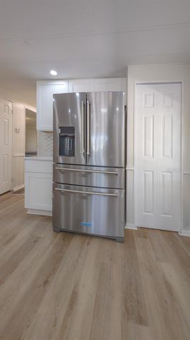 229 DIXIE, Tarpon Springs, FL 34689