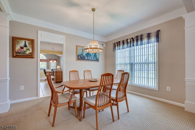 281 Longwood Ln, Franklin Twp., NJ 08873