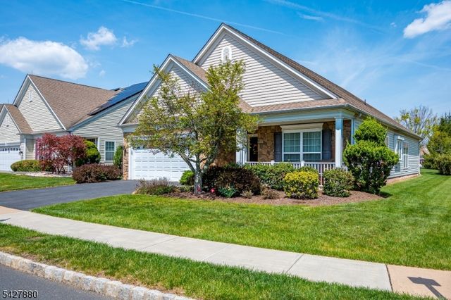 281 Longwood Ln, Franklin Twp., NJ 08873