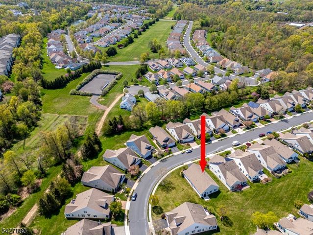 281 Longwood Ln, Franklin Twp., NJ 08873