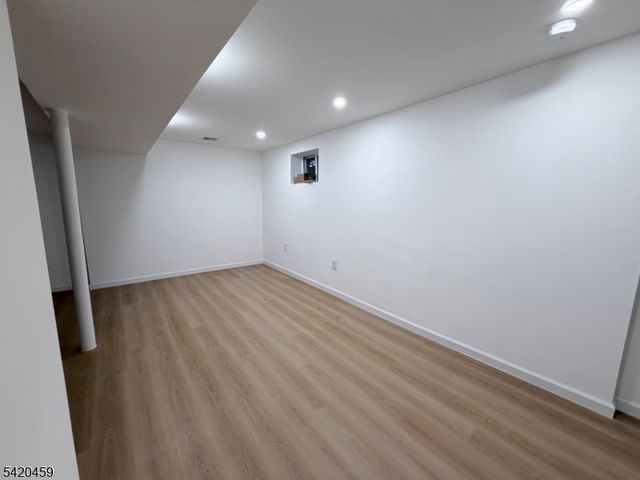 662 Selfmaster Pkwy, Union Twp., NJ 07083