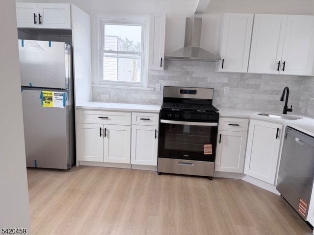 662 Selfmaster Pkwy, Union Twp., NJ 07083