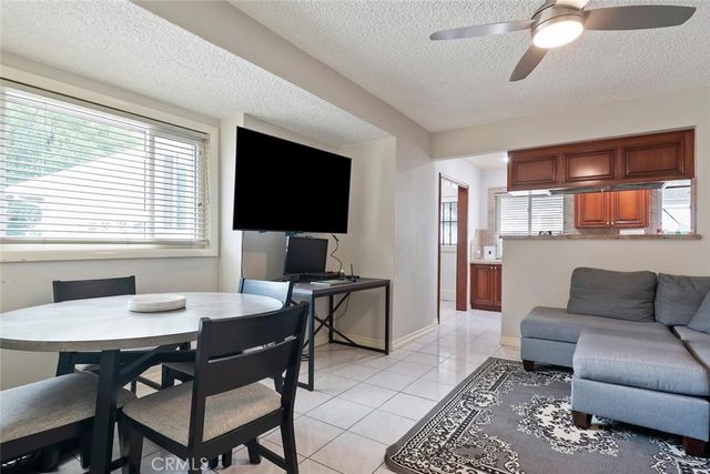 6500 Petit, Lake Balboa, CA 91406