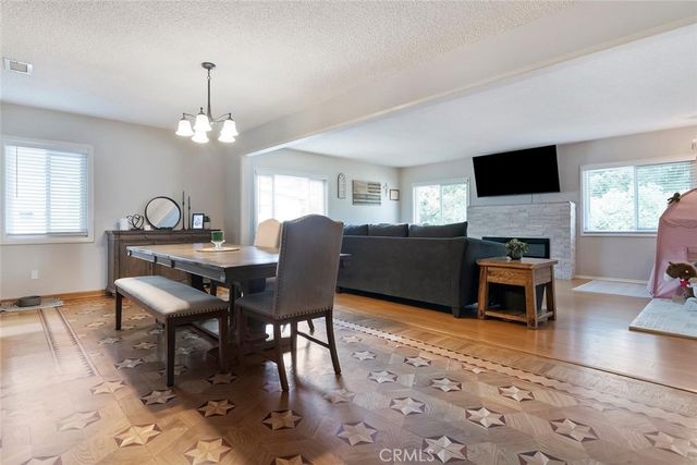 6500 Petit, Lake Balboa, CA 91406