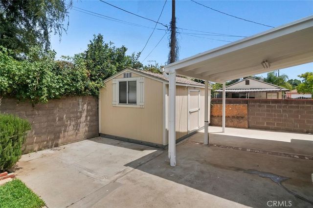 6500 Petit, Lake Balboa, CA 91406