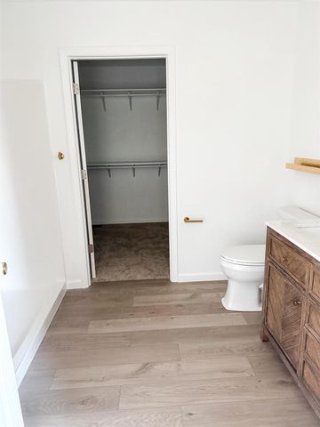 250 N BELL STREET, Fond Du Lac, WI 54935