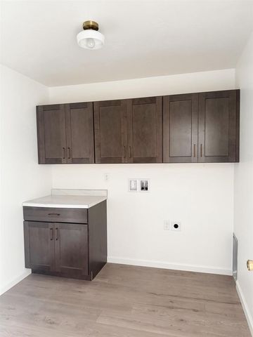 250 N BELL STREET, Fond Du Lac, WI 54935