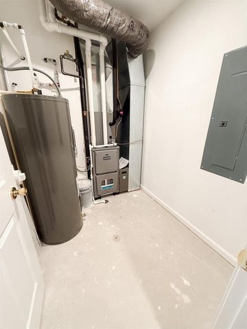 250 N BELL STREET, Fond Du Lac, WI 54935