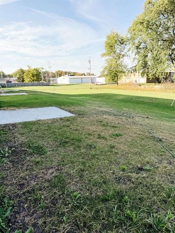 250 N BELL STREET, Fond Du Lac, WI 54935