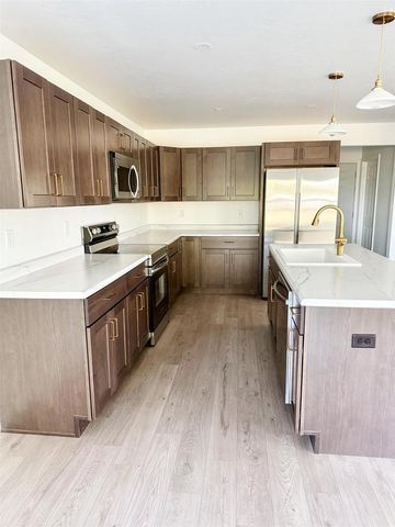 250 N BELL STREET, Fond Du Lac, WI 54935