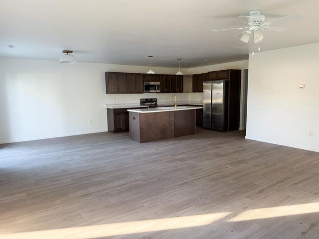 250 N BELL STREET, Fond Du Lac, WI 54935