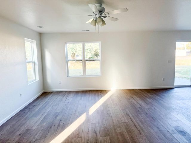 250 N BELL STREET, Fond Du Lac, WI 54935